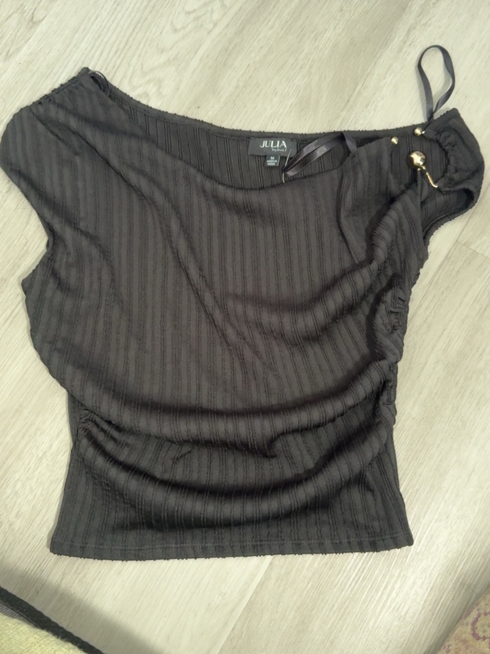Julia Black Asymmetric One-Shoulder Ribbed Top